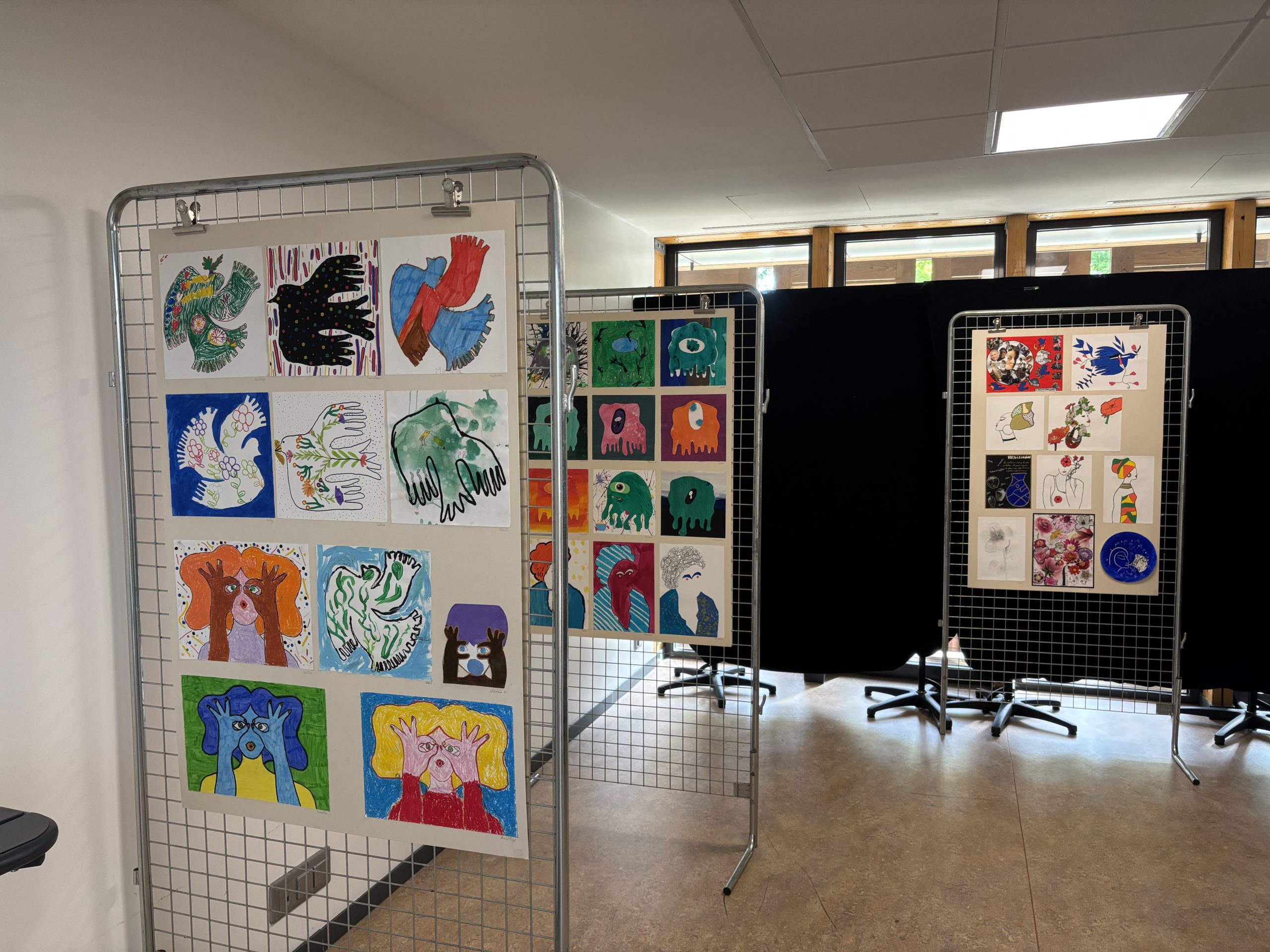 Jeunes talents à ciel ouvert : Exposition de l'école d'arts plastiques 7