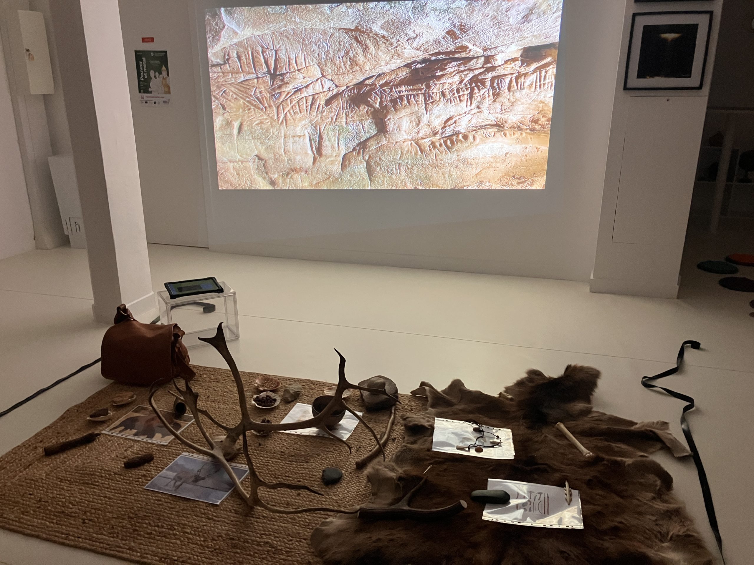 Un prêt exceptionnel du Musée de la Préhistoire de Nemours : la Micro-Folie fait voyager dans le temps 6